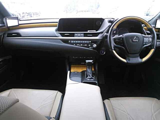 LEXUS ES 2020