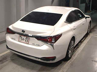 LEXUS ES 2020