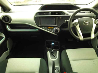 TOYOTA AQUA 2012