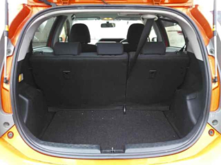 TOYOTA AQUA 2012