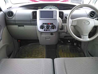 DAIHATSU TANTO 2010