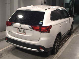 MITSUBISHI OUTLANDER 2018