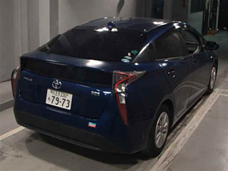 TOYOTA PRIUS 2016