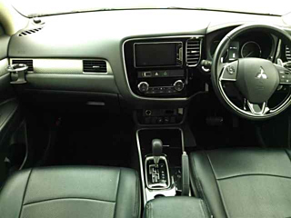 MITSUBISHI OUTLANDER 2018