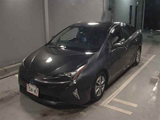 TOYOTA PRIUS 2016