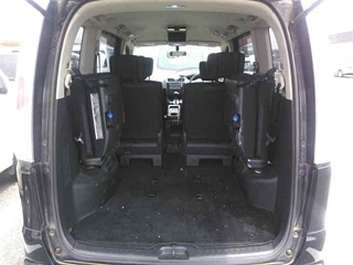 NISSAN SERENA 2011