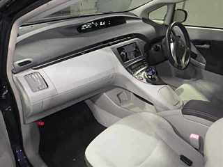 TOYOTA PRIUS 2011