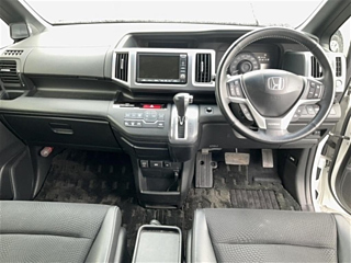 HONDA STEP WAGON 2012