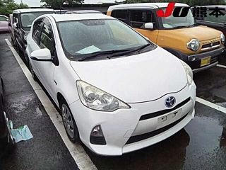 TOYOTA AQUA 2014