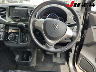 SUZUKI WAGON R 2013