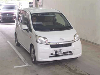 DAIHATSU MOVE 2013