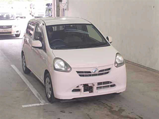 DAIHATSU MIRA E S 2012