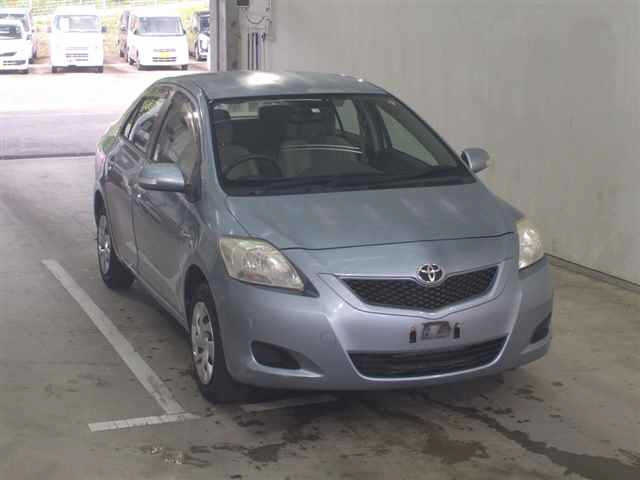 TOYOTA BELTA 2010