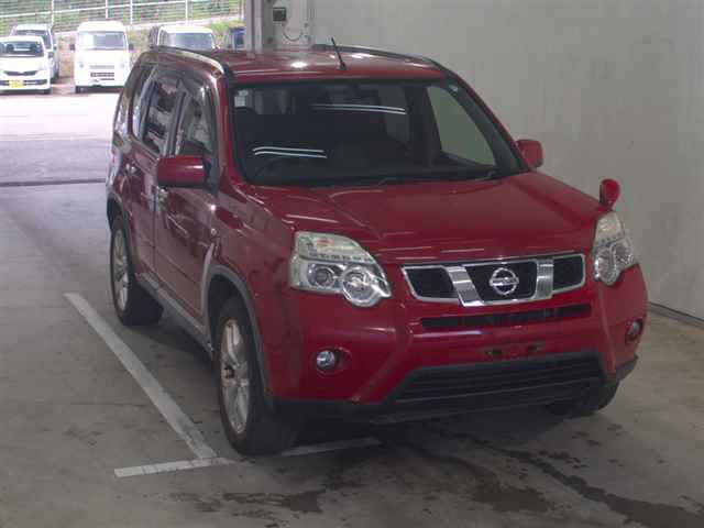 NISSAN X-TRAIL