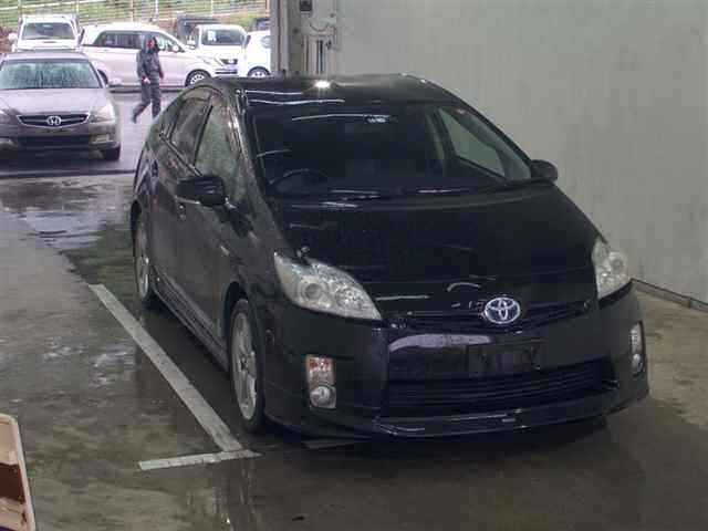 TOYOTA PRIUS 2010