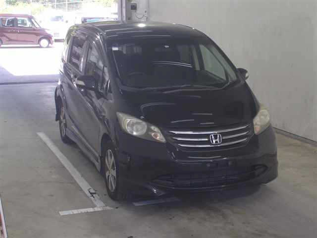 HONDA FREED 2010