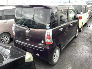 DAIHATSU TANTO EXE 2010