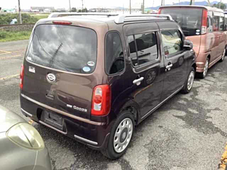 DAIHATSU MIRA 2010