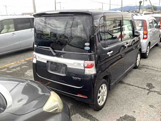 DAIHATSU TANTO 2009