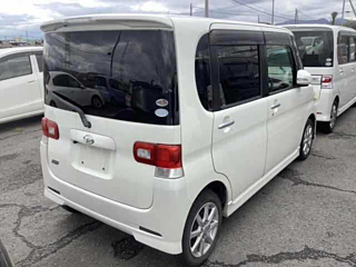 DAIHATSU TANTO 2012