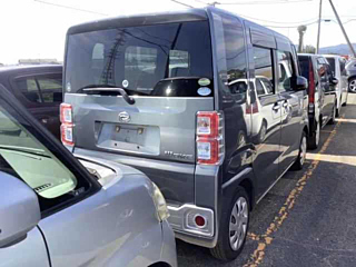 DAIHATSU WAKE 2016