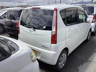 DAIHATSU MOVE 2011