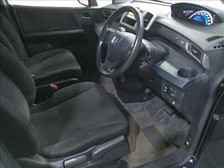 HONDA FREED 2013
