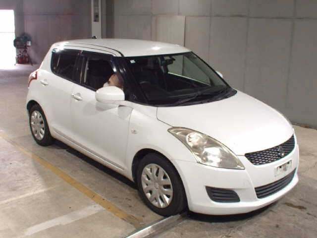 SUZUKI SWIFT 2012