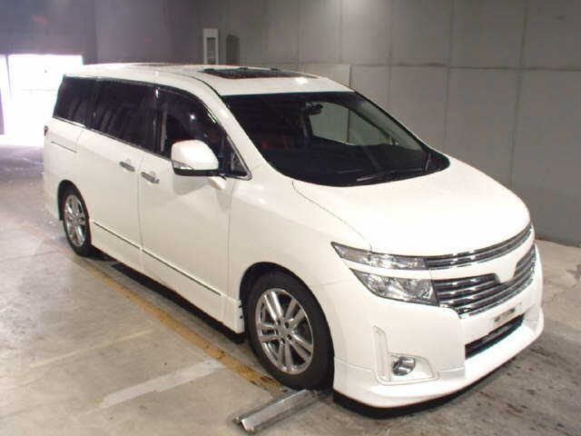 NISSAN ELGRAND 2010