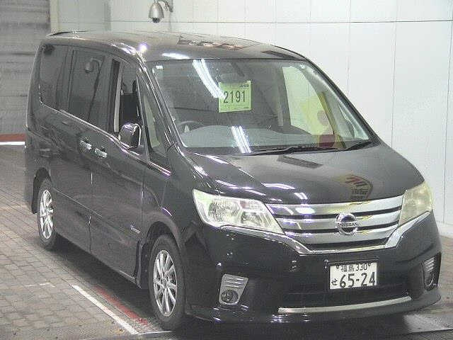 NISSAN SERENA