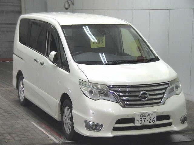 NISSAN SERENA