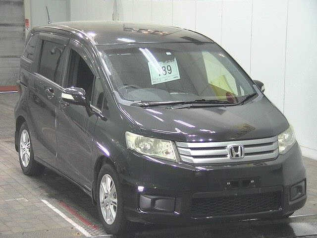HONDA FREED 2012
