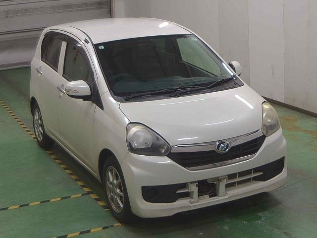 DAIHATSU MIRA E S 2015