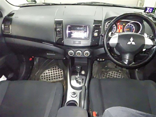 MITSUBISHI OUTLANDER 2008