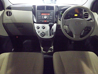 DAIHATSU MIRA 2012