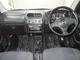 DAIHATSU TERIOS KID 2011