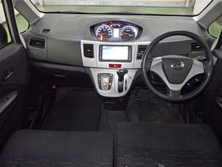 DAIHATSU MOVE 2012