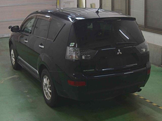 MITSUBISHI OUTLANDER 2008