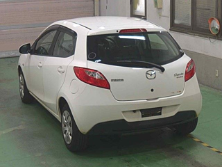 MAZDA DEMIO 2013