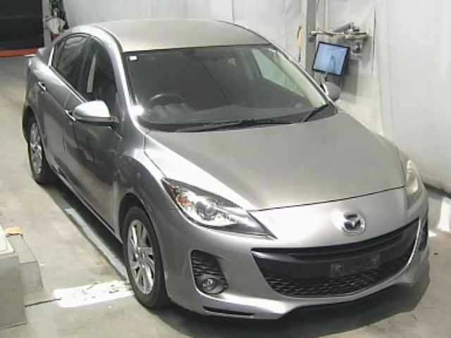 MAZDA AXELA 2011