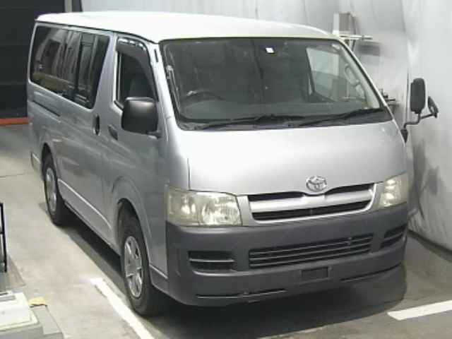 TOYOTA REGIUS ACE VAN