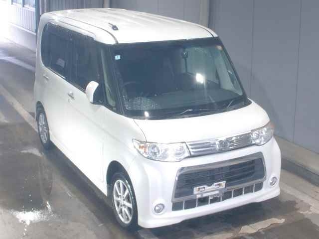 DAIHATSU TANTO 2012