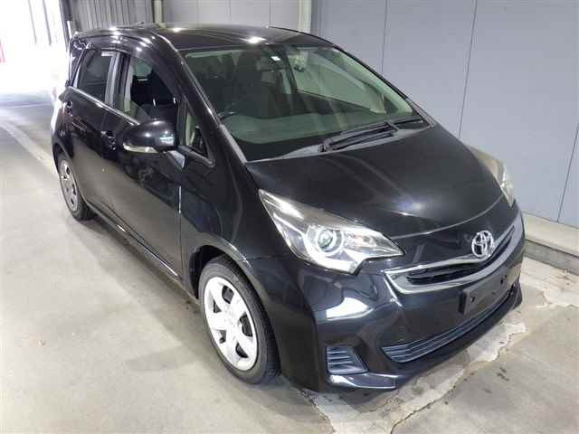 TOYOTA RACTIS 2016