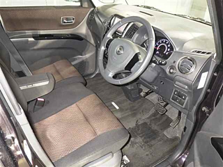 NISSAN ROOX 2010
