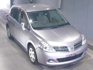 NISSAN TIIDA 2009