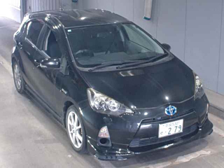 TOYOTA AQUA 2012