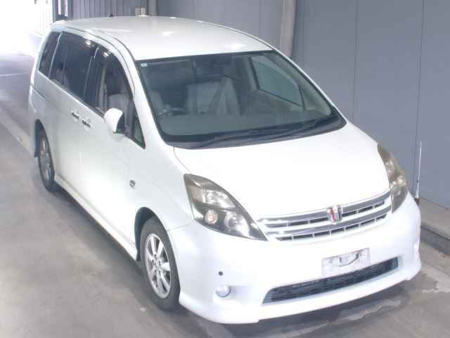 TOYOTA ISIS 2010