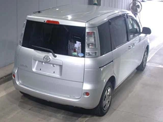 TOYOTA SIENTA 2012