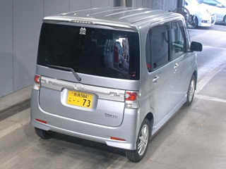 DAIHATSU TANTO 2010