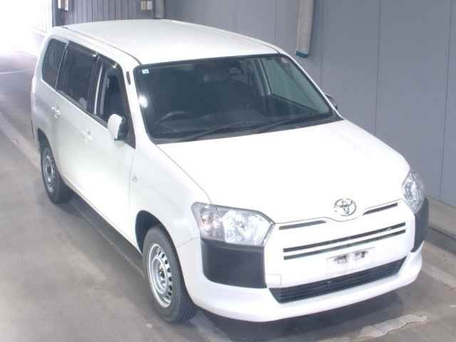 TOYOTA PROBOX 2020